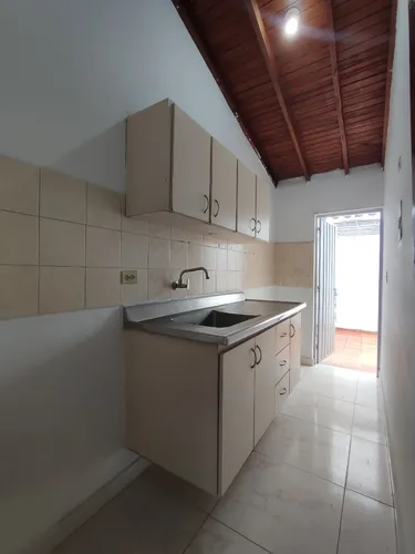 Casa En Arriendo En La Arboleda. Cod A30836