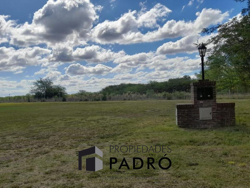 Lote Terreno 100 En Venta. Barrio La Elina, Comarcas De Luján. Country.  Zona Oeste