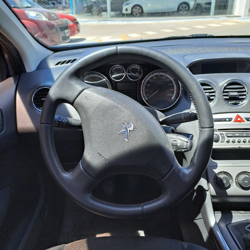 Imagen 13 de 18 de Peugeot 408 Allure 2.0n 2013