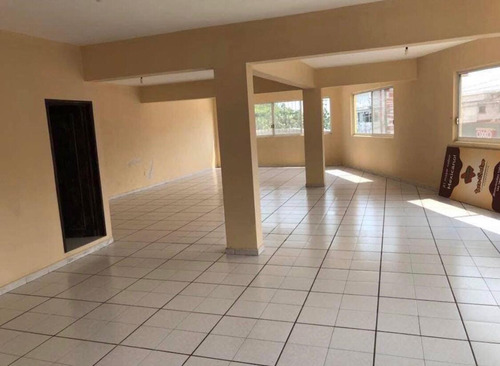 Bonito Edificio De Tres Niveles Con Local Ubicado En Jardines De Cuernavaca... 5,250,000