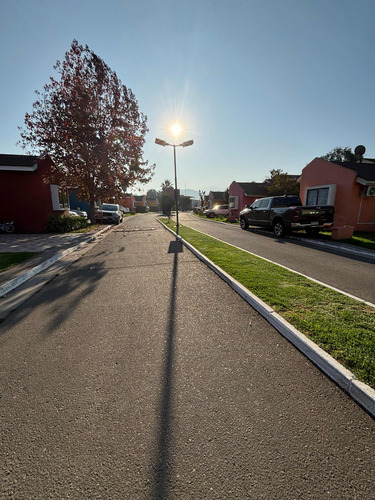 Casa Sólida Un Piso En Condominio 3d 2b 2e Quillota