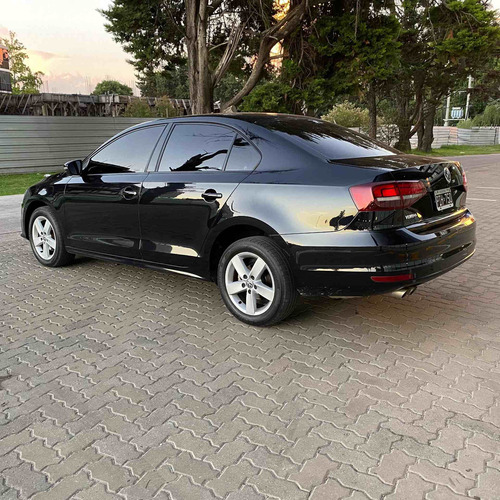 Volkswagen Vento 2.0 Advance I 110cv 2015