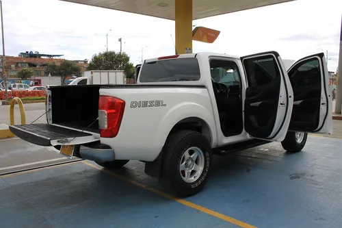 Nissan Frontier 2.5 Np300 4x4
