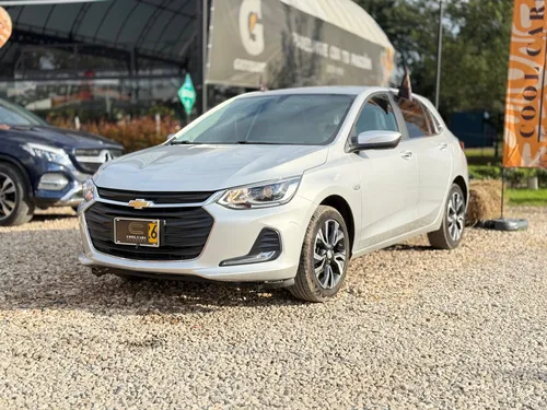 Chevrolet Onix 1.0T Premier Hatch At