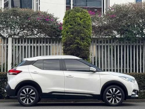 Nissan Kicks 1.6 Advance At