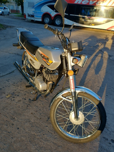 Suzuki Ax100