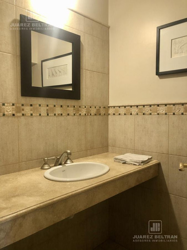 Imagen 17 de 29 de Se Vende! Excelente Casa En Villa Belgrano. 550 M2.