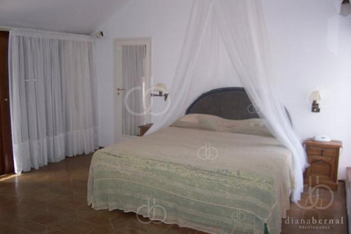 Imagen 7 de 12 de Punta Del Este, Mansa, Chalet De 5 Dormitorios Y Servicio, Piscina - Ref: 54153