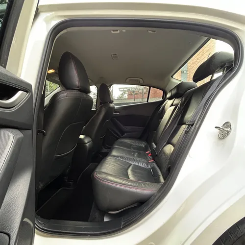 Mazda 3 2.0 Touring At
