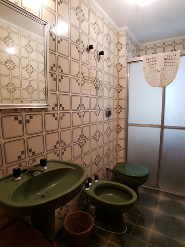 Imagem 9 de 16 de Apartamentos Dispondo De 125m² , 4 Dormitórios Sendo 2 Suítes, Sala Com Sacada E Vista Para O Mar, 2 Vaga De Garagem, Lazer (piscina E Churrasqueira) - Ap05402 - 68649819