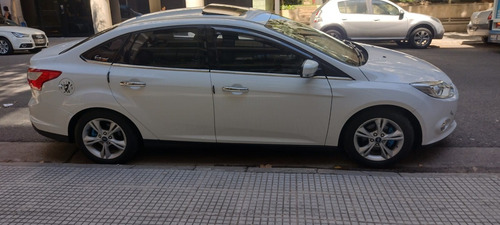 Ford Focus III 2.0 Sedan Se Plus Mt