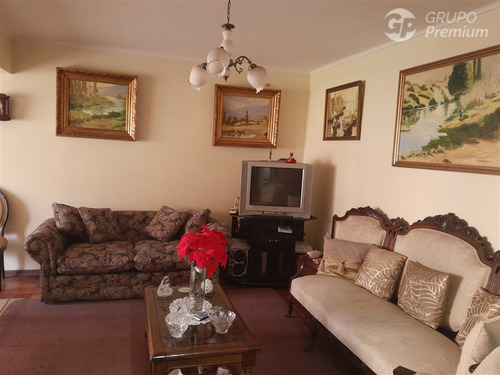 Venta De Departamento De 3 Dorm. 2 Baños En Viña Del Mar