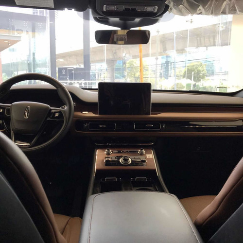 Imagen 8 de 11 de Lincoln Aviator Touring Phev 3.0