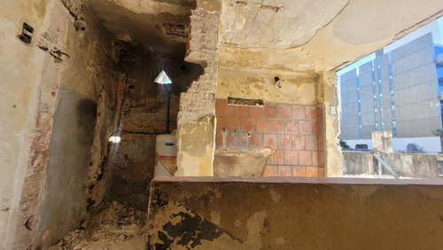 Imagen 14 de 30 de Casa Remodelada De 3 Dormitorios A Metros De Av. Pellegrini Y Bv. Oroño