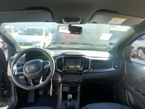 Fiat Strada 1.4 8v Freedom Cd