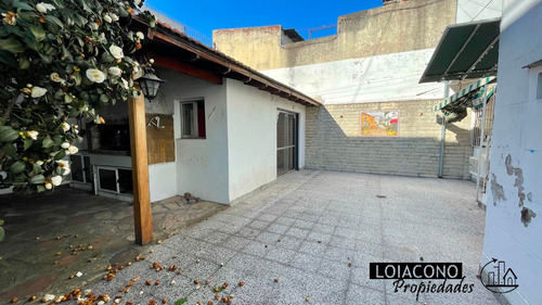 Casa 3 Amb C/patio - Oliden Al 4300- Loiacono Propiedades