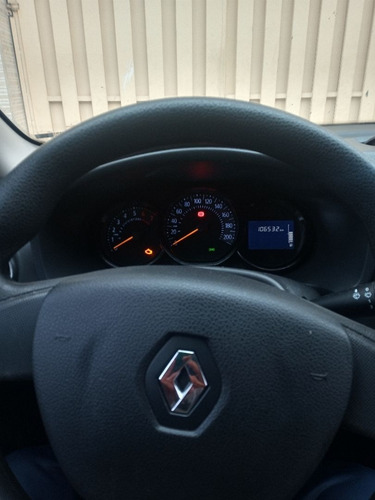 Imagem 7 de 10 de Renault Sandero