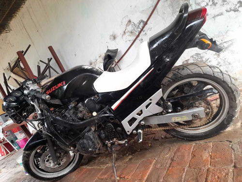 Imagen 16 de 18 de Suzuki Katana
