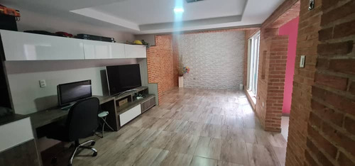 Venta Hermoso Tonwhouse Remodelado En Las Trinitarias San Diego Con Pozo De Agua