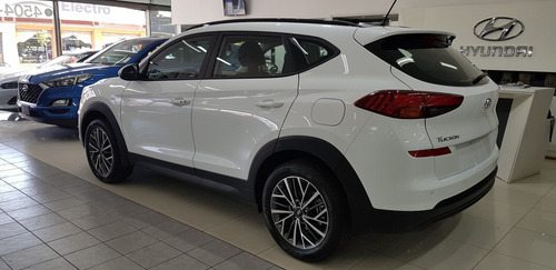 Hyundai Tucson Panorama Sunroof 2wd Seoul Motor