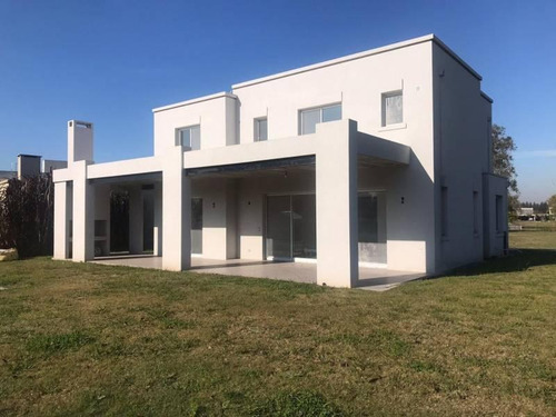 Imagen 5 de 11 de Casa En Venta En Barbarita, General Pacheco, Tigre