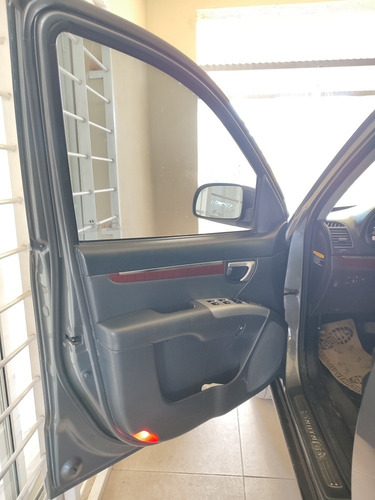 Imagen 14 de 15 de Hyundai Santa Fe 2009 2.2 Gls Crdi 5at Premium