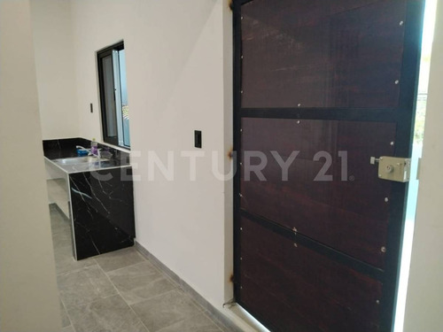 Estudio En Renta En Av. Las Torres En Cancún