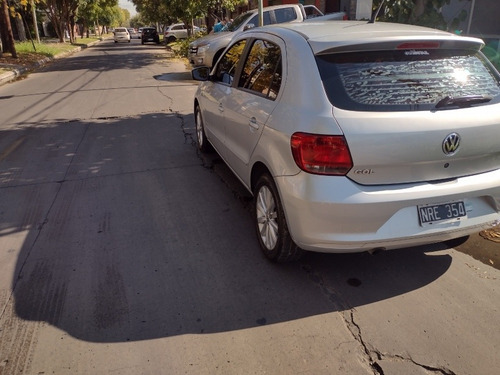 Imagen 2 de 6 de Volkswagen Gol Trend 1.6 Pack Iii 101cv 2014