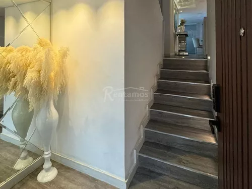 Casa En Arriendo En Loma Del Escobero. Cod A775978