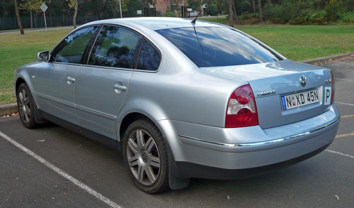 Parachoque Posterior De Vw Passat 2000-05