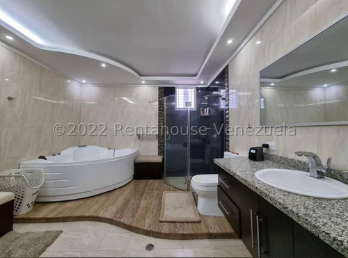 Imagen 5 de 20 de Karen Freites Rentahouse Mp 22f28162 Mañongo