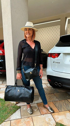 Kit De Mala De Viagem Com Necessaire Em Couro Croco Roberta