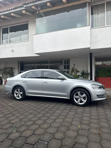 Volkswagen Passat 2.5 Highline At