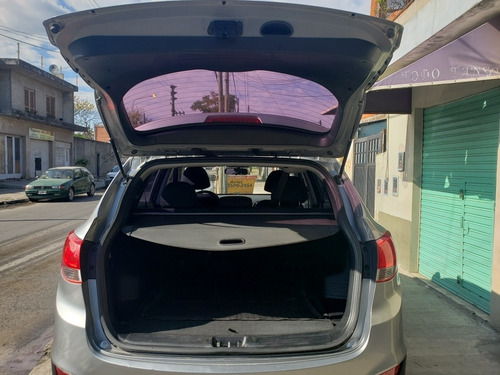 Imagen 9 de 16 de Hyundai Tucson 2012 2.0 Gl 6at 2wd