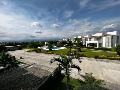 Villa En Condominio Horizontal Doble Acceso Controlado