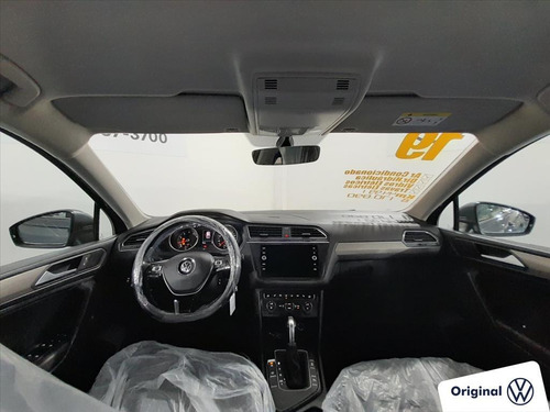 Imagem 7 de 11 de Tiguan 1.4 250 Tsi Total Flex Allspace Comfortline Tiptronic