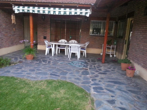 Imagen 4 de 30 de Chalet Con Pileta En Acassuso