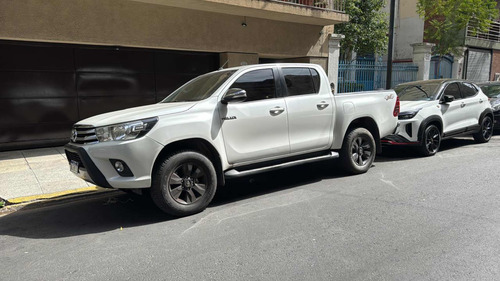 Toyota Hilux Pick-Up 2.8 Cd Srv 177cv 4x4