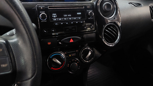 Toyota Etios 1.5 SEDAN XS MT