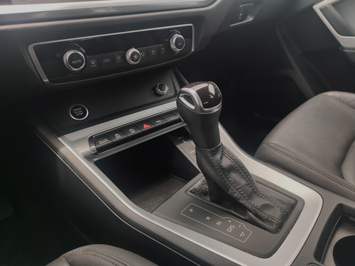 Audi Q3 2.0 40 Tfsi Select 180Hp At