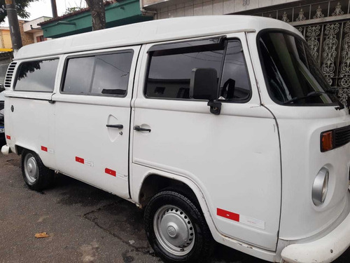 Imagem 2 de 4 de Volkswagen Kombi 2005 1.6 Lotação 3p Gasolina