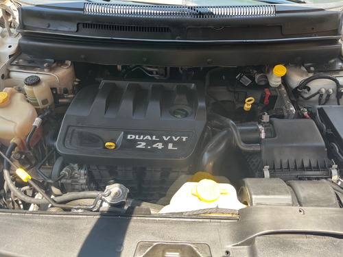 Dodge Journey 2.4 Sxt L4 5pas At