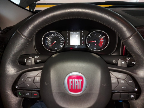 Imagen 12 de 16 de Fiat Toro