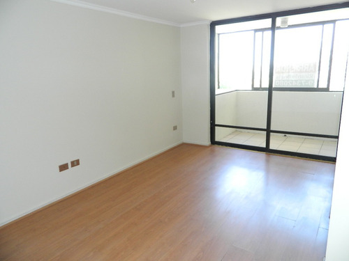 Llano Subercaseaux / Metro El Llano / 3d 2b 1bx Terraza