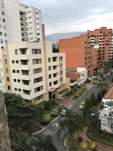 Apartamento En Venta Conquistadores Medellín Antioquia.