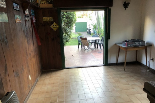 Imagen 2 de 11 de Chalet En Venta En Haedo