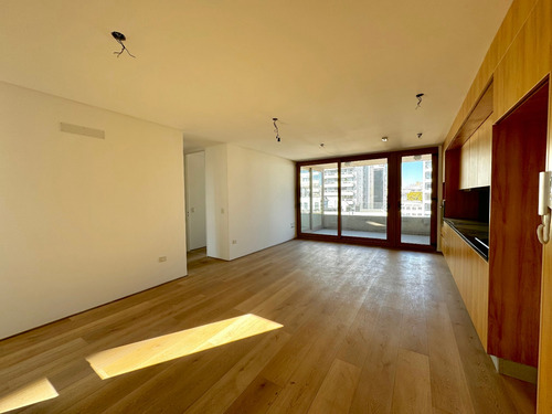 Departamento En Venta De 3 Ambientes C/ Cochera En Núñez