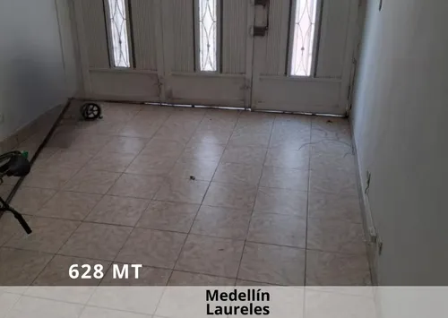 Venta Casa: ¡vive O Invierte En Una Ubicación Privilegiada De Laureles!