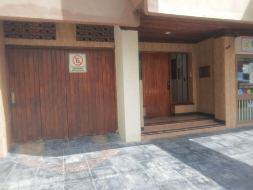 Imagen 2 de 12 de Departamento Con Cochera Una Cuadra Del Mar