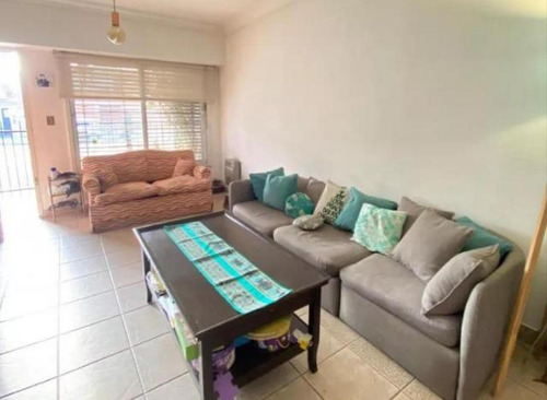 Casa En Venta - 4 Dormitorios 2 Baños - 170mts2 - Ramos Mejía
